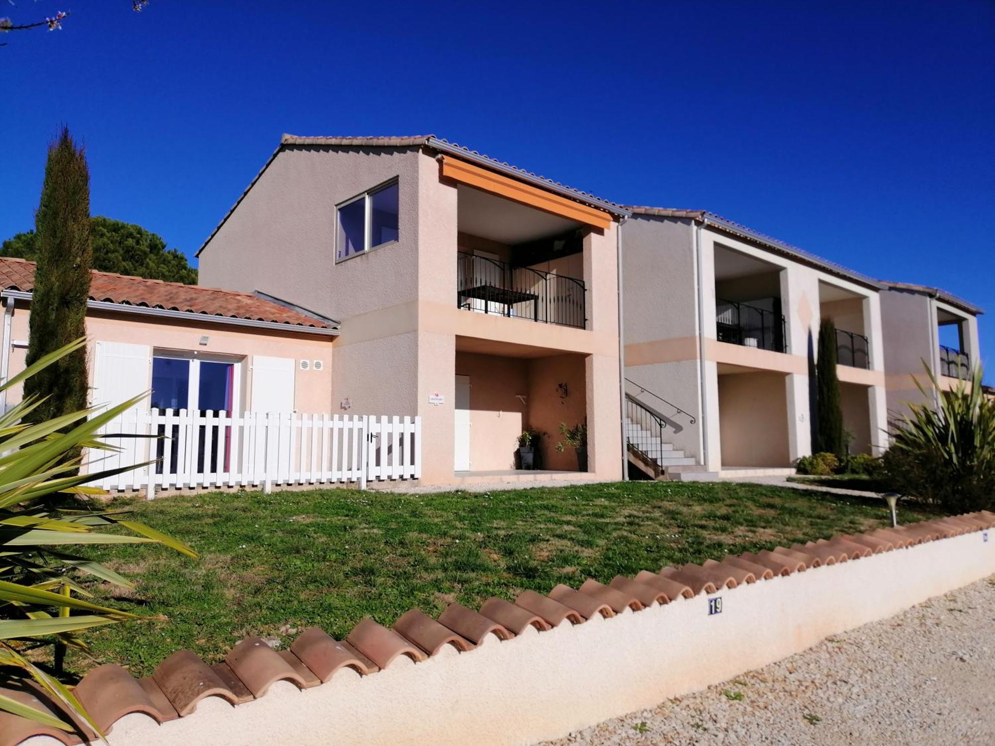 Superbe Appartement Dans Residence Avec Piscine Saint-Martin-dʼArdèche Extérieur photo