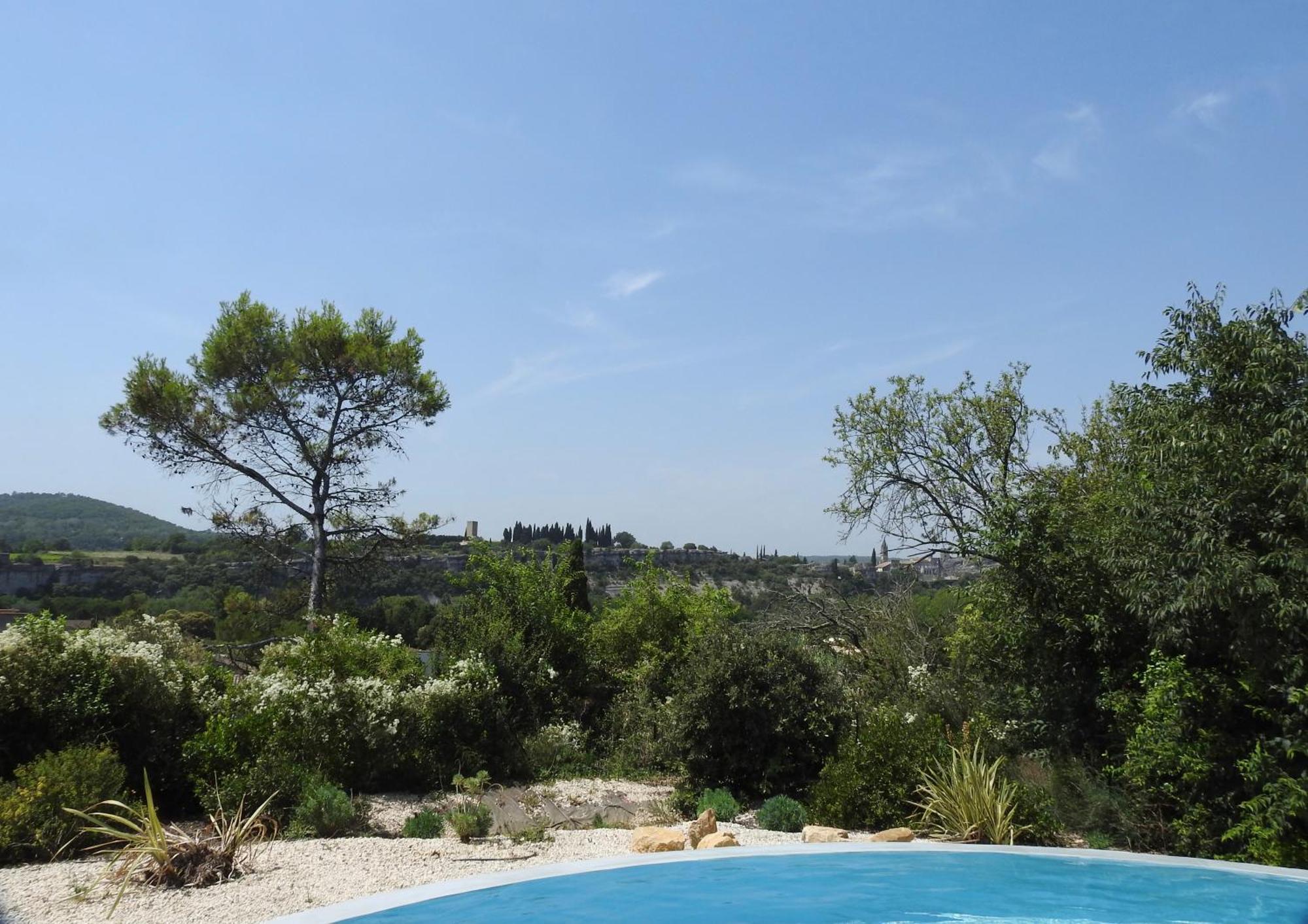 Superbe Appartement Dans Residence Avec Piscine Saint-Martin-dʼArdèche Extérieur photo